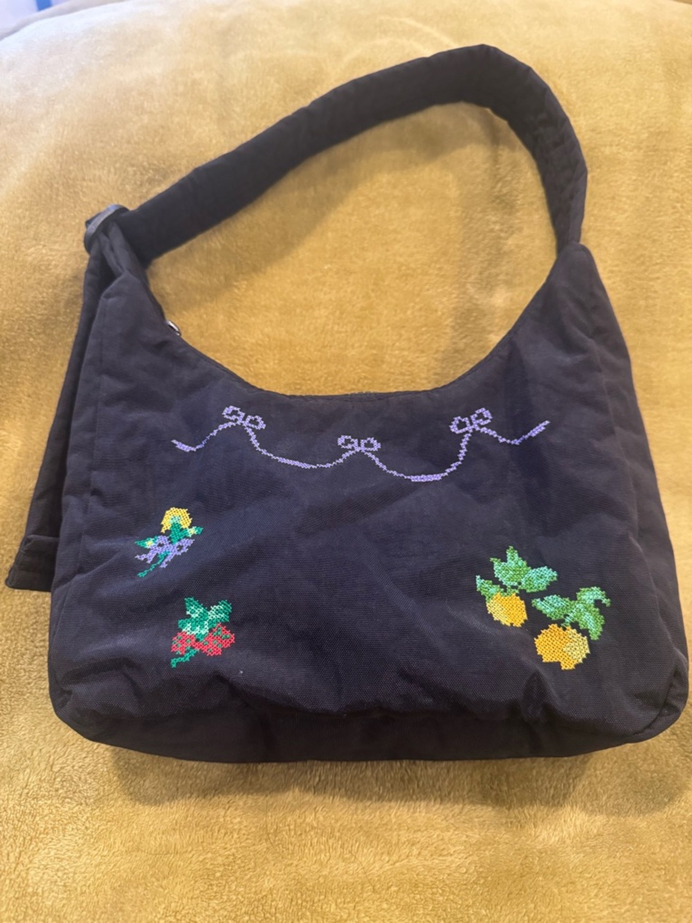 BAGGU Black Shoulder Bag with Embroidered Fruit & Floral Motifs